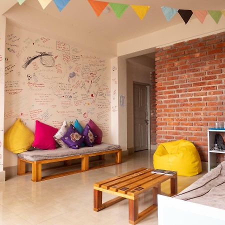 Tag Along Backpackers Hostel Gangtok Buitenkant foto