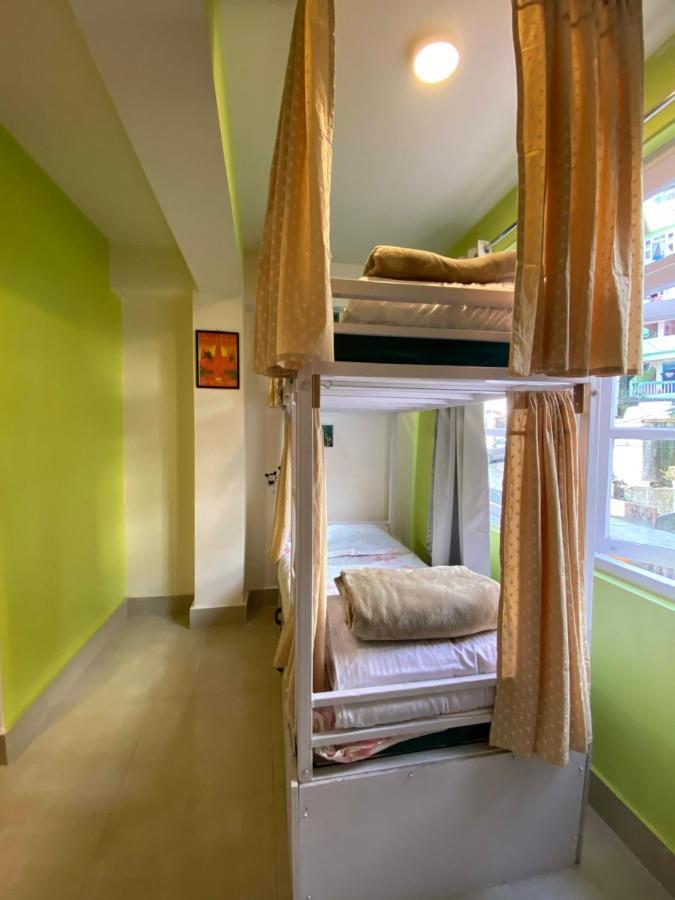 Tag Along Backpackers Hostel Gangtok Buitenkant foto