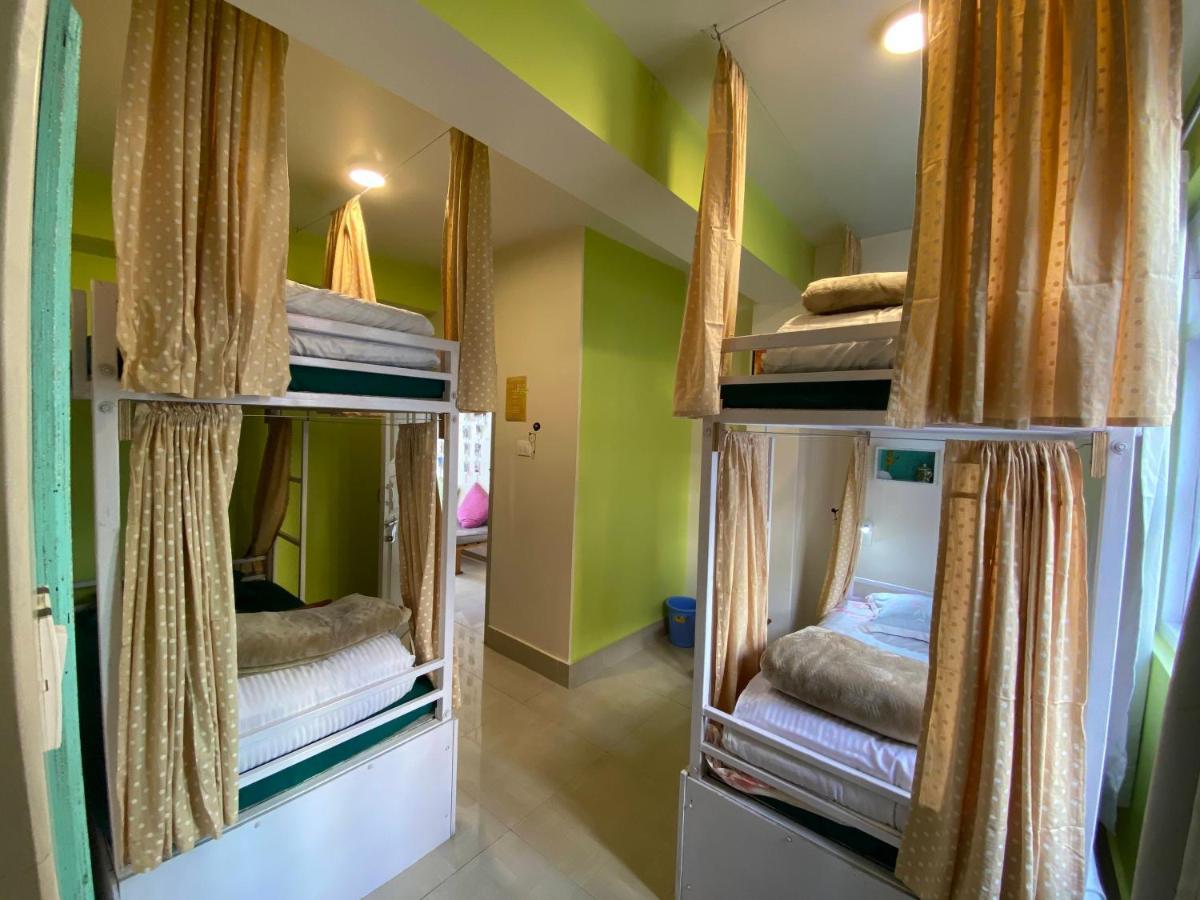 Tag Along Backpackers Hostel Gangtok Buitenkant foto