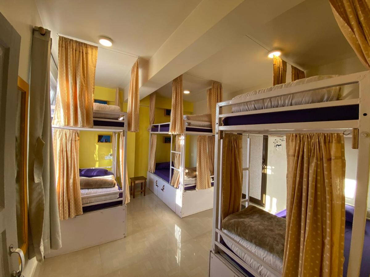 Tag Along Backpackers Hostel Gangtok Buitenkant foto