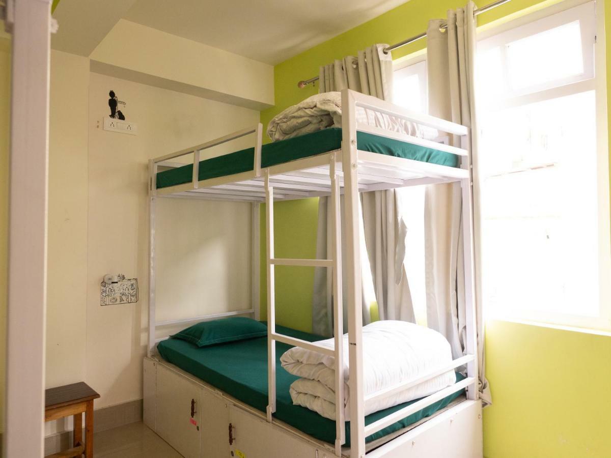 Tag Along Backpackers Hostel Gangtok Buitenkant foto