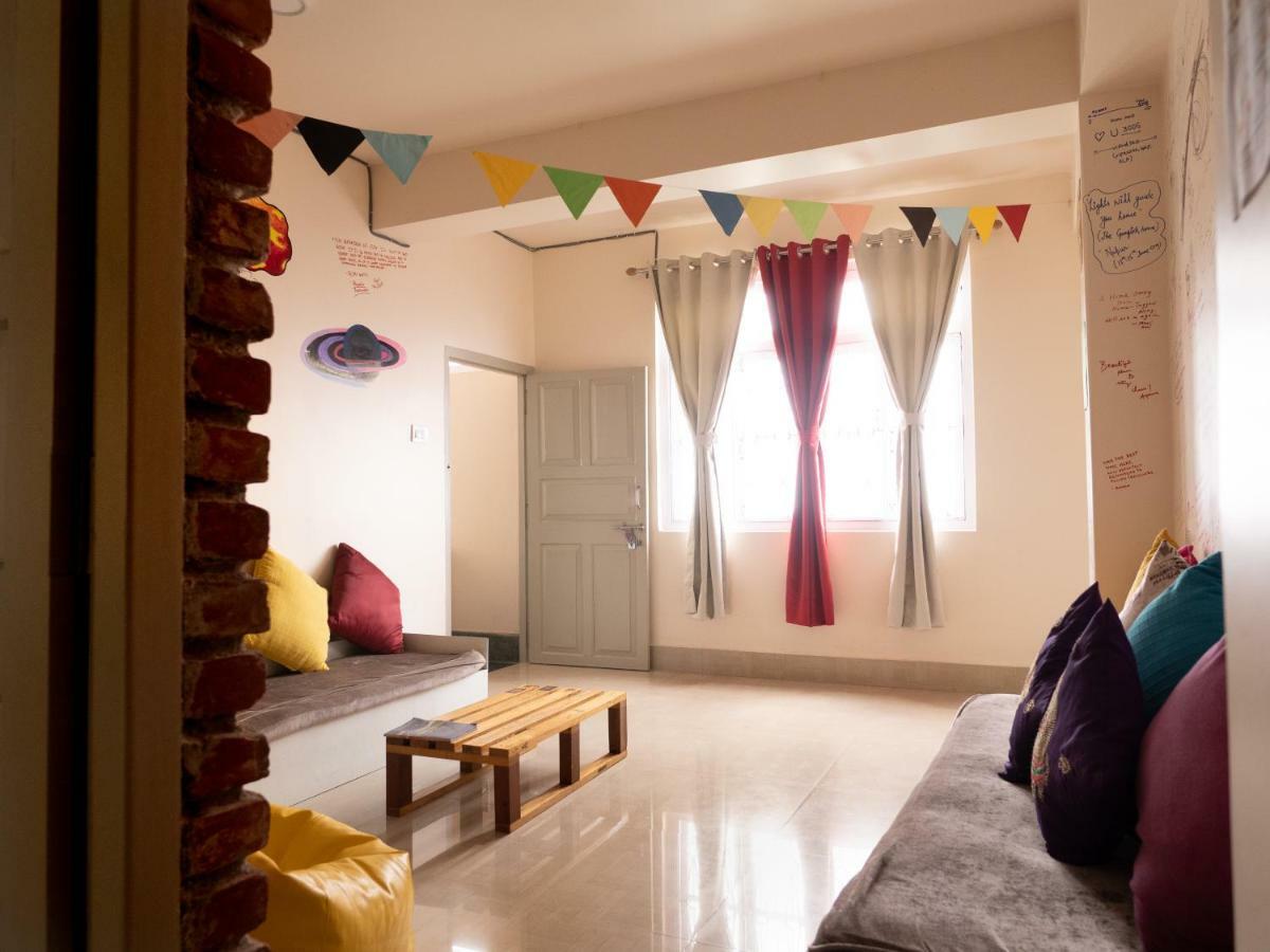 Tag Along Backpackers Hostel Gangtok Buitenkant foto
